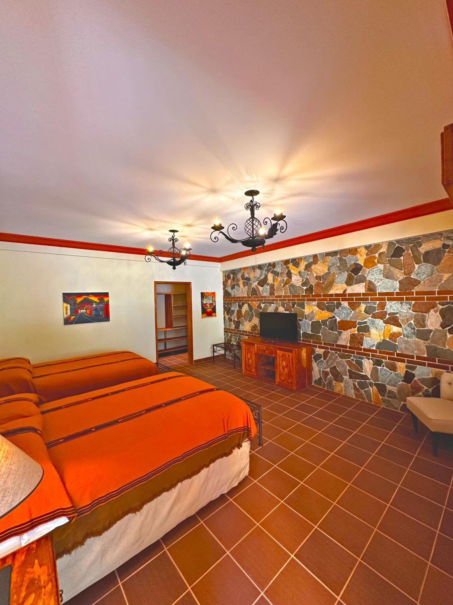 Hotel Jotam Panajachel Zewnętrze zdjęcie
