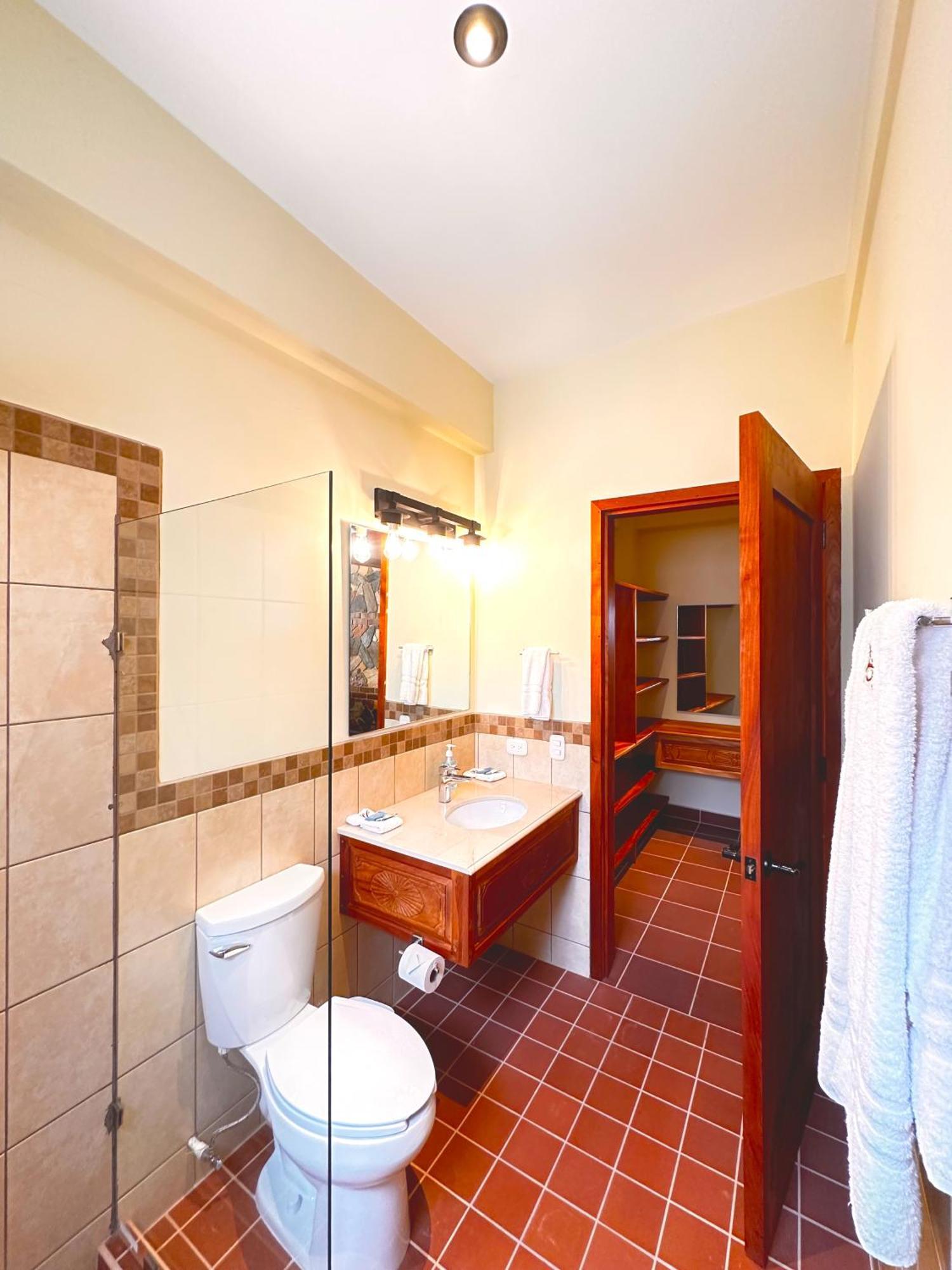 Hotel Jotam Panajachel Zewnętrze zdjęcie