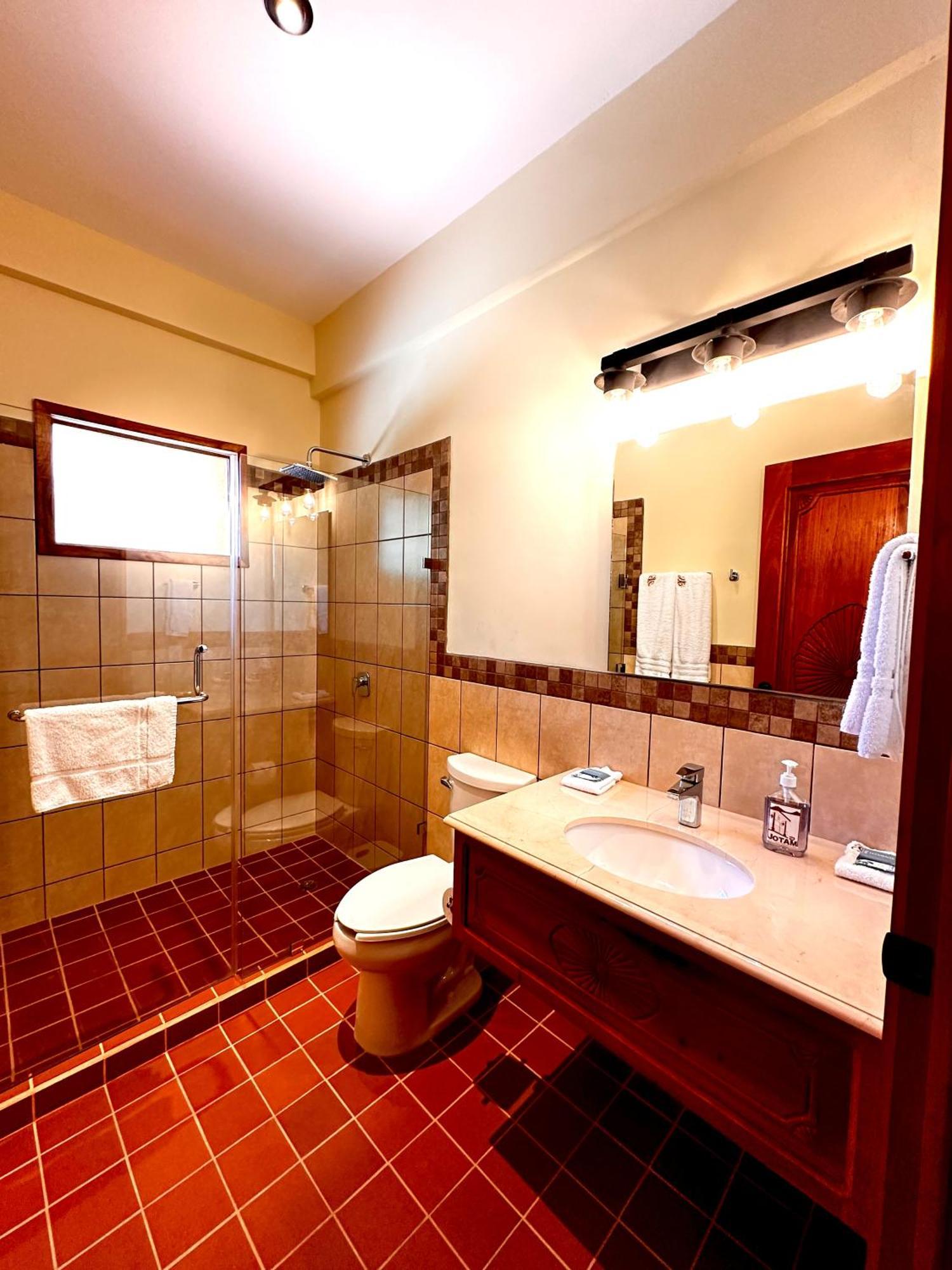 Hotel Jotam Panajachel Zewnętrze zdjęcie